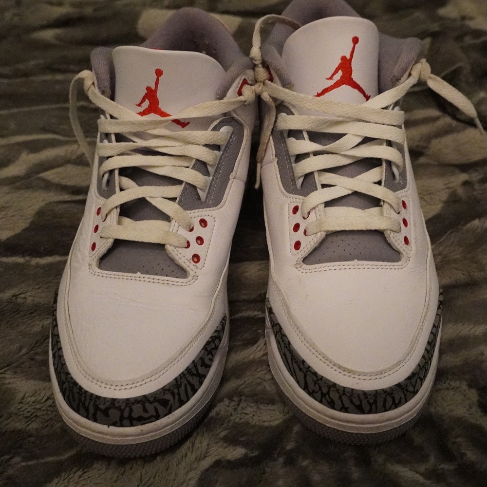 Fire red jordan 3